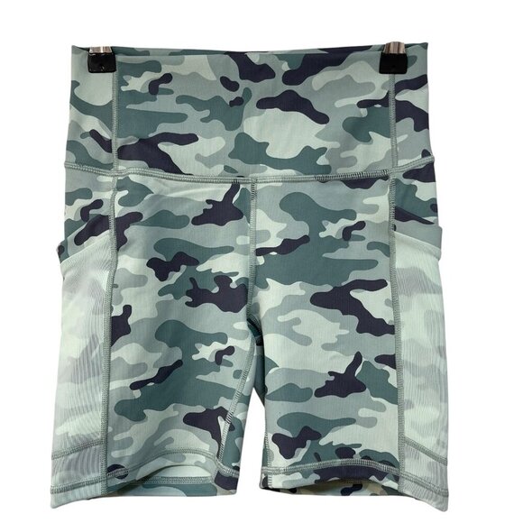 Fabletics On-The-Go PowerHold High Waisted 6'' Short Camo Green Pockets XS - Picture 2 of 5